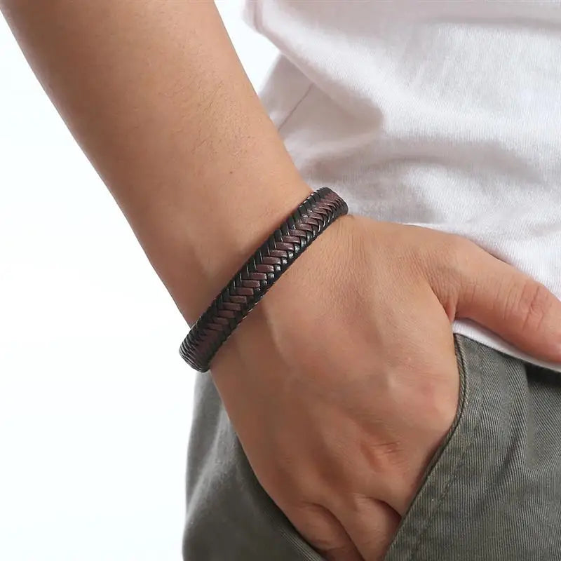 Pulseira Clássica em couro transado