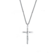 Colar com pingente de crucifixo em aço