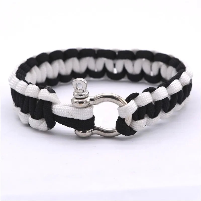 Bracelete estilo militar em Algodão trançado com fecho em metal
