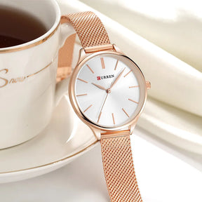 Relógio feminino minimalista com pulseira em malha de aço