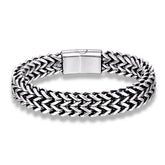 Pulseira em manha de aço inoxidável