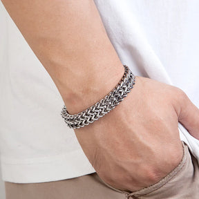 Pulseira em manha de aço inoxidável